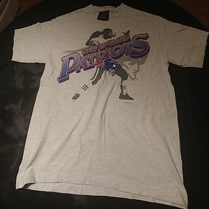 VINTAGE '95 PATRIOTS T SHIRT MENS LARGE